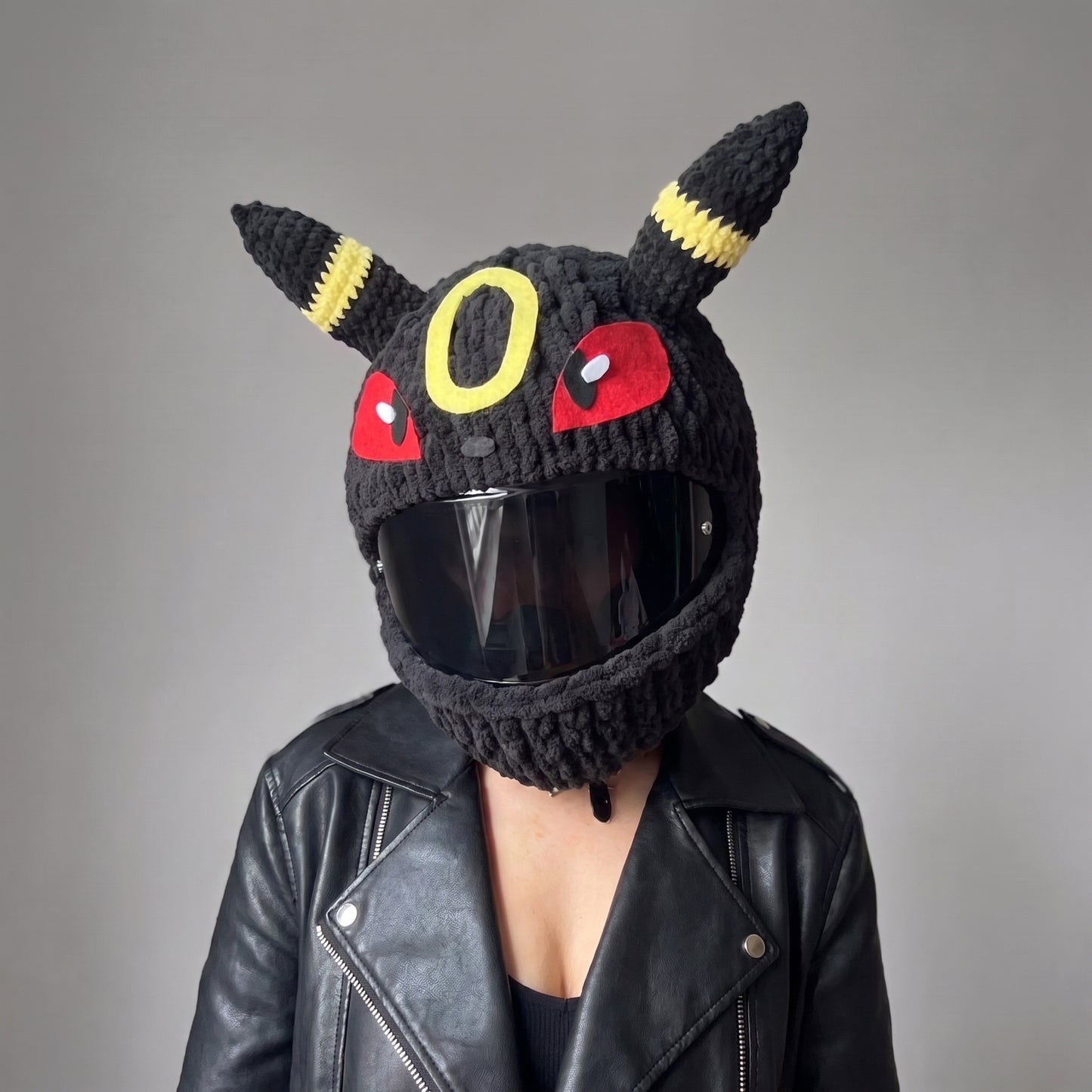 Umbreon Helmet Cover